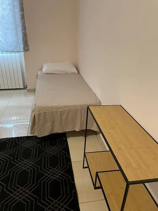 Holiday home Casa Malpensa 3 Piu Servizio Taxi Per Mxp 20 Euro Lonate Pozzolo