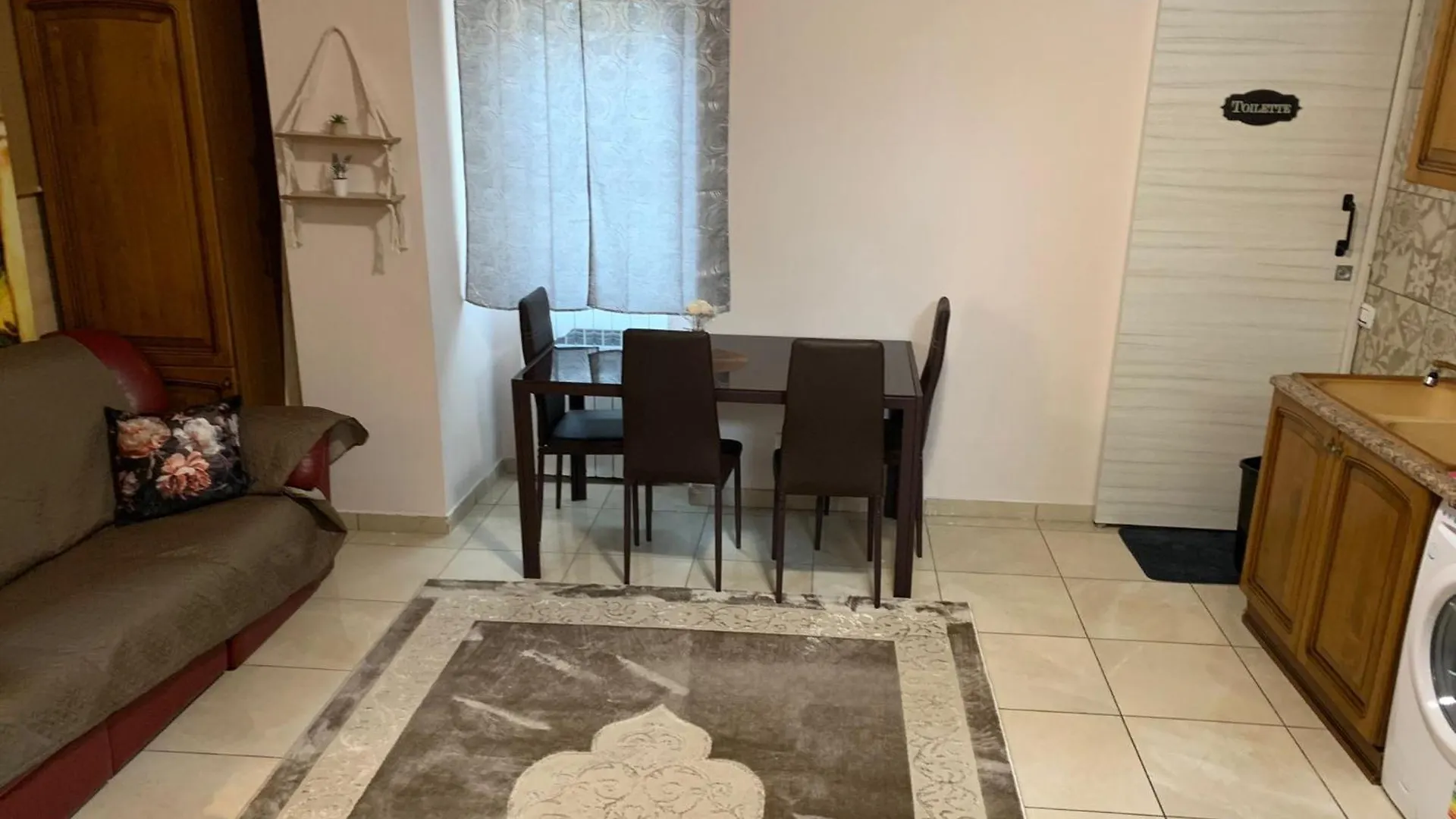 Holiday home Casa Malpensa 3 Piu Servizio Taxi Per Mxp 20 Euro Lonate Pozzolo